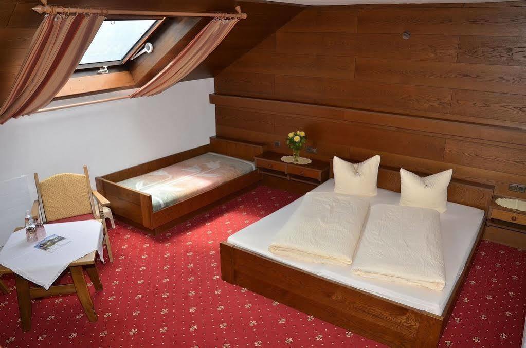 Pension Spiegl Seefeld in Tirol Exterior photo